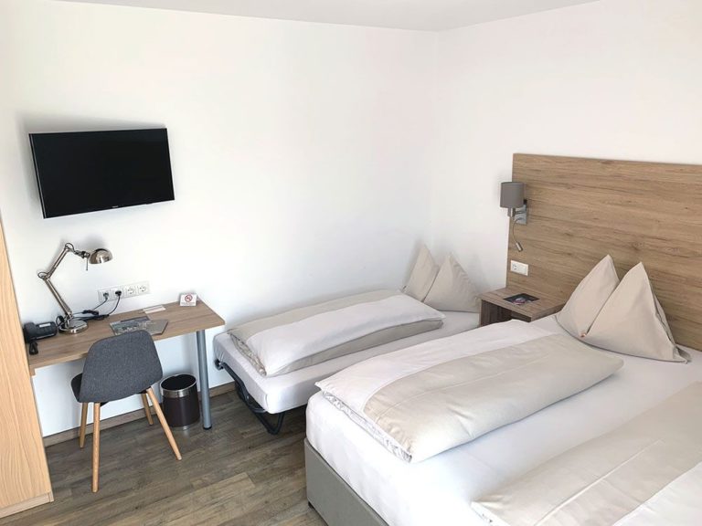 three-bed room hotel kronenhirsch